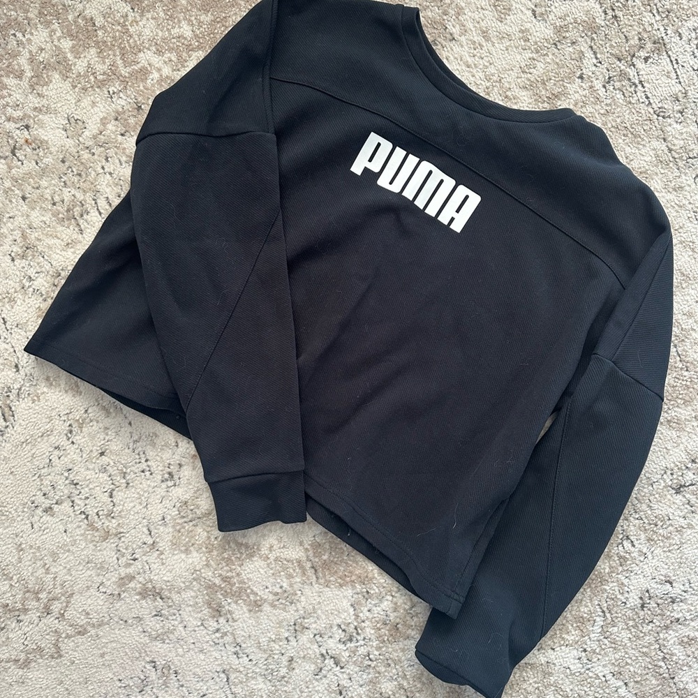 PUMA Black Sweatshirt